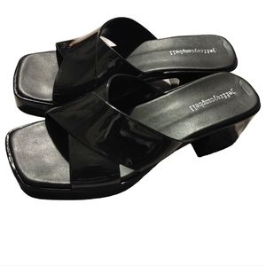 Jeffrey Campbell Black Shiny Platform Sandals Size 9